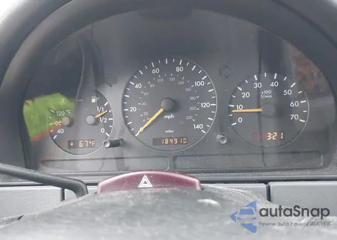 1998 Mercedes-Benz Ml 320 Classic z USA, uszkodzony, nr VIN 4JGAB54E9WA040674